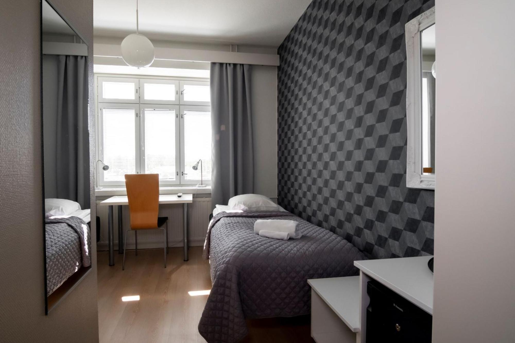 Ik Hotel & Camping Keuruu Bilik gambar