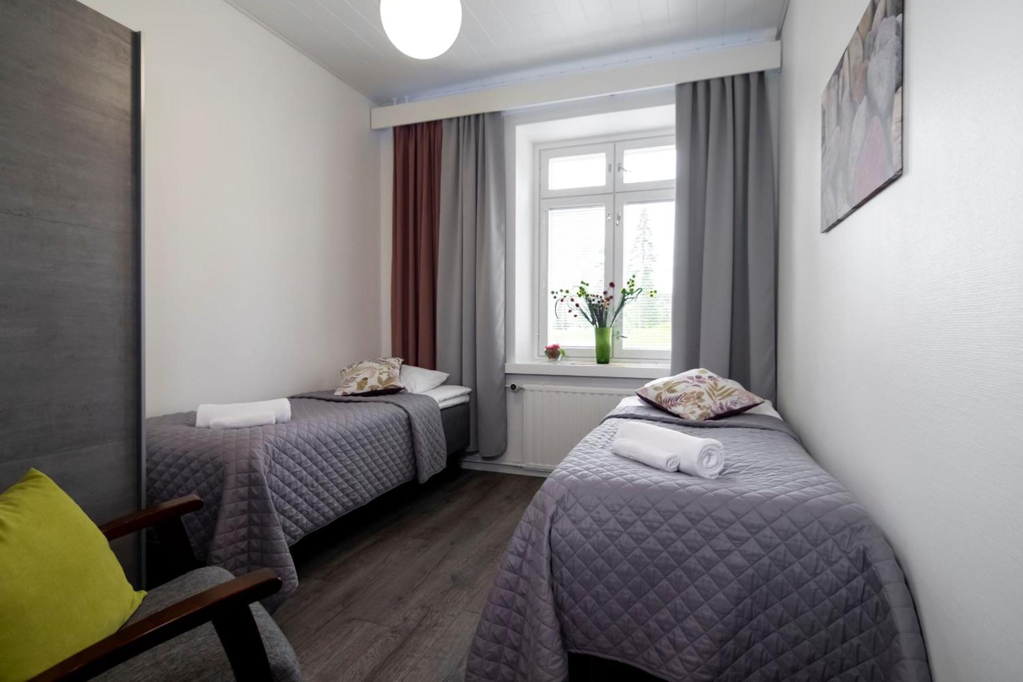 Ik Hotel & Camping Keuruu Bilik gambar