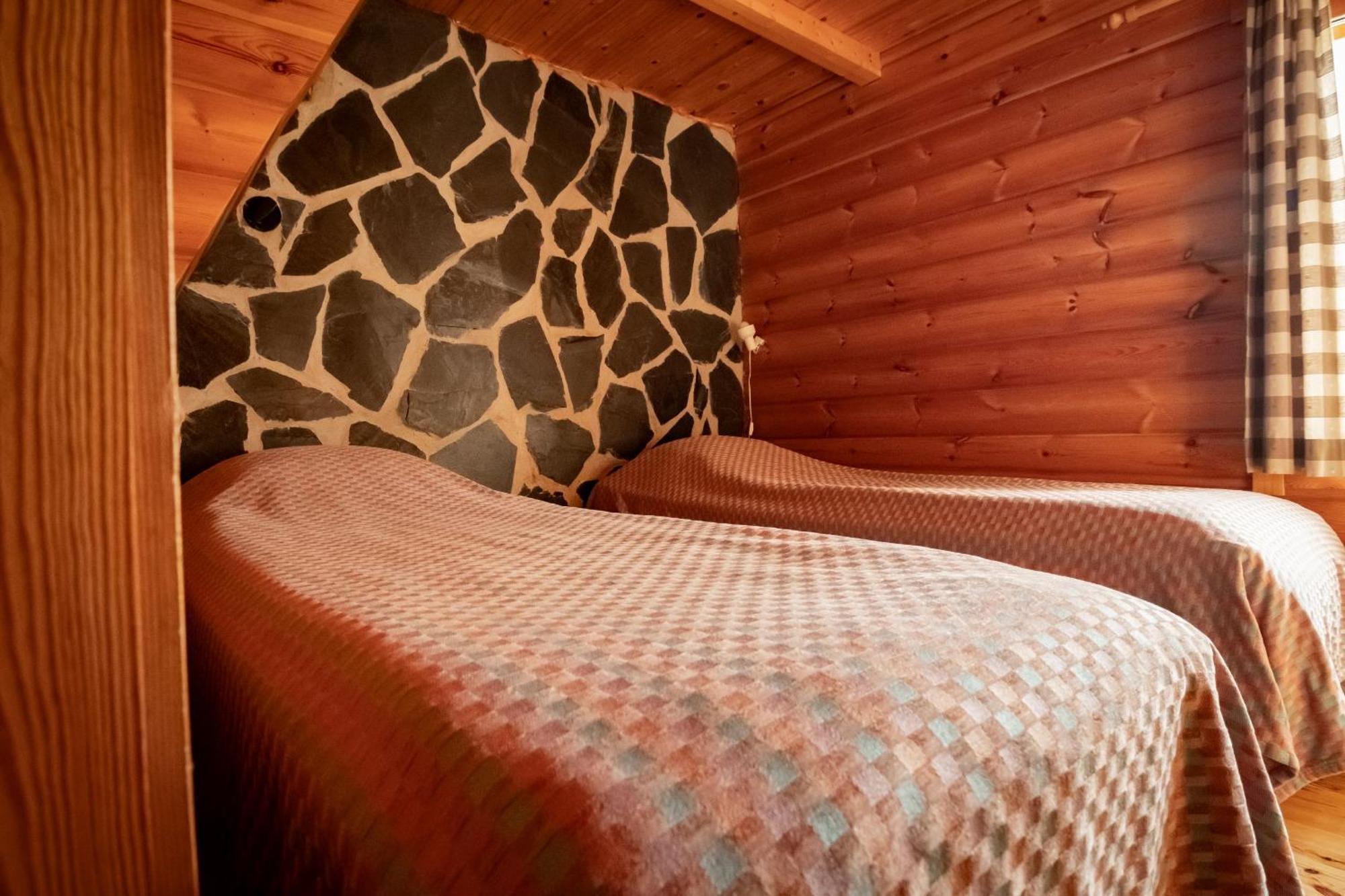 Ik Hotel & Camping Keuruu Bilik gambar