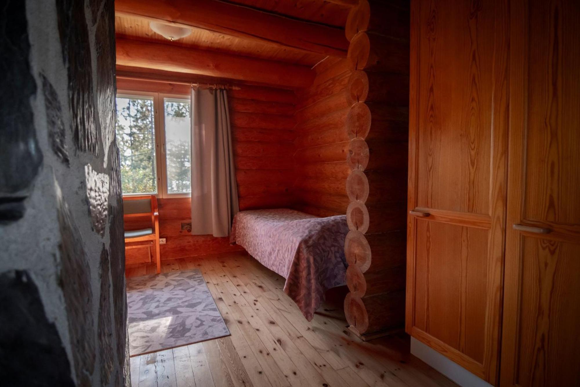 Ik Hotel & Camping Keuruu Bilik gambar